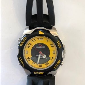 Freestyle dual time watch,needs a battery.